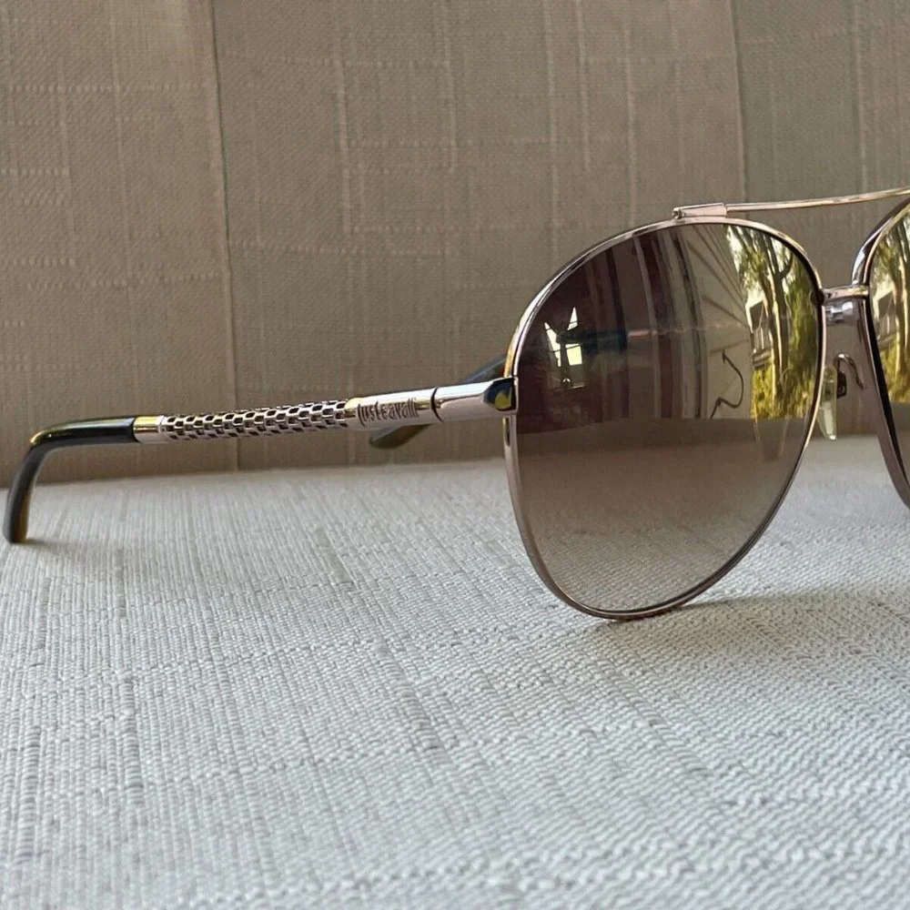 Just Cavalli Women Sunglasses Gold Tone eye Wear Design in USA 61[]11 135 shades
